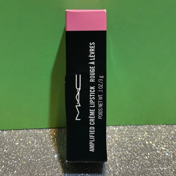 BNIB! MAC Amplified Crème Lipstick in SAINT GERMAIN 117 💄💖 - Picture 5 of 8